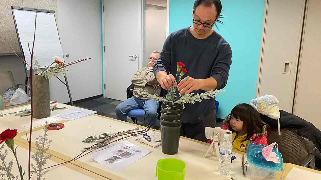 Kogetsukai Ikebana on Halsted - Ohara School of Ikebana Chicago Class